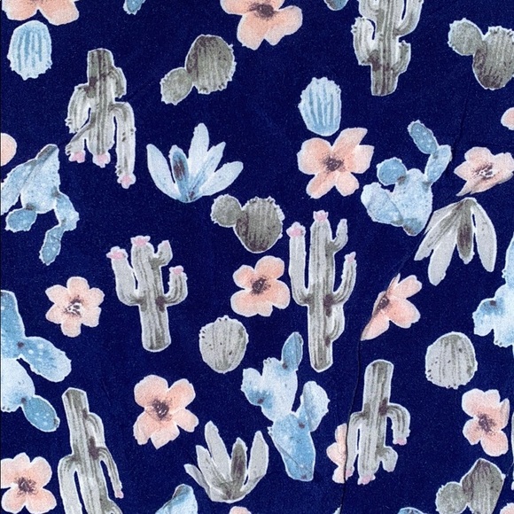 Stud patterned blue romper - Picture 3 of 3